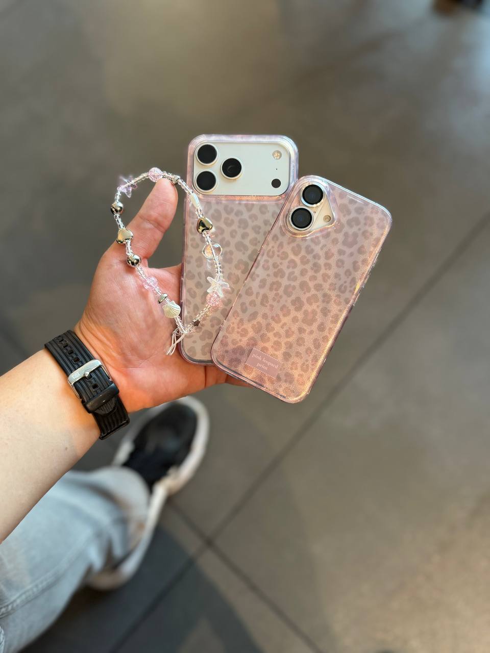 قاب Leopard صورتی